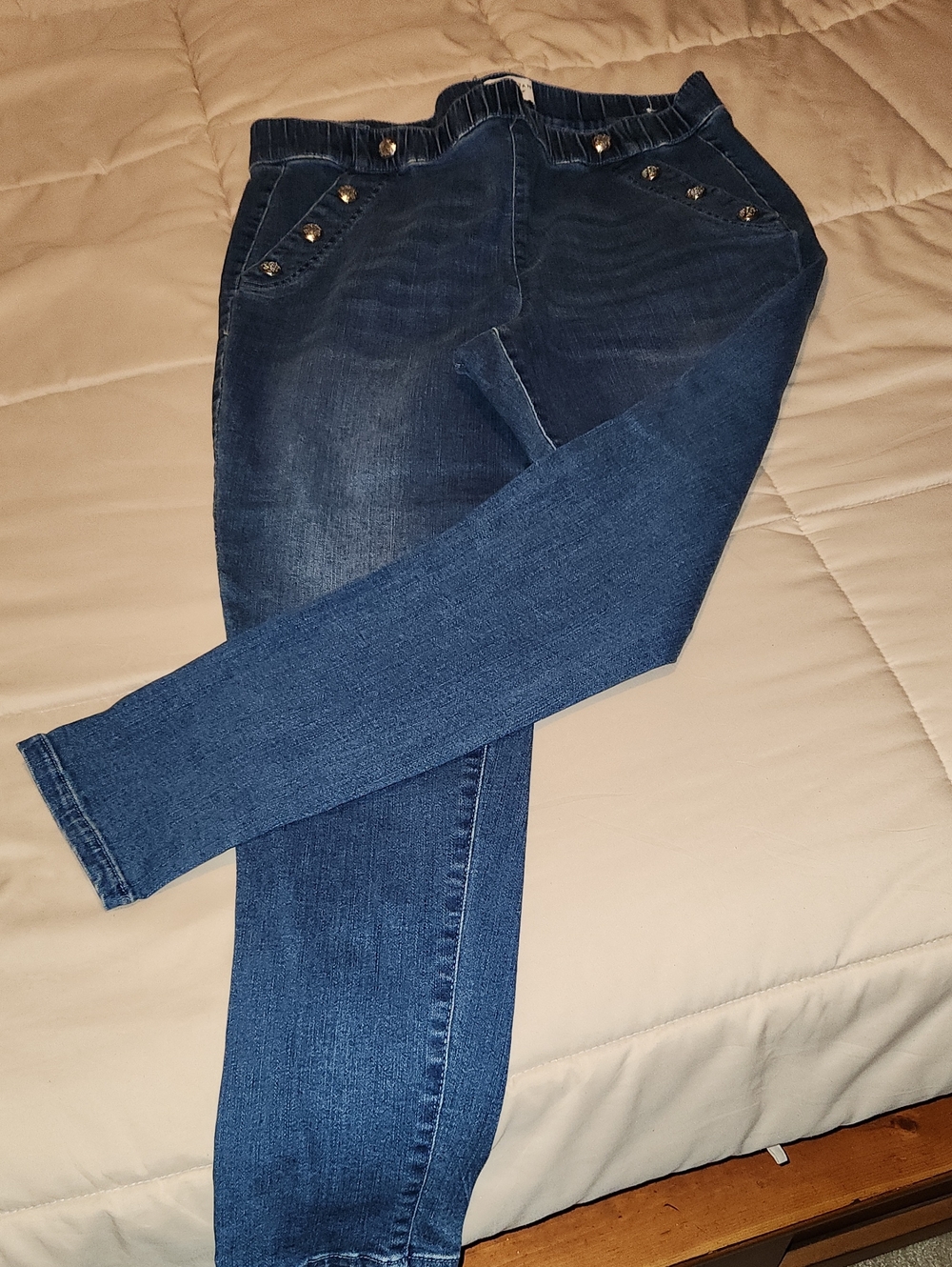 Women’s Dark Blue Stretch Denim Jeans with Decorative Buttons